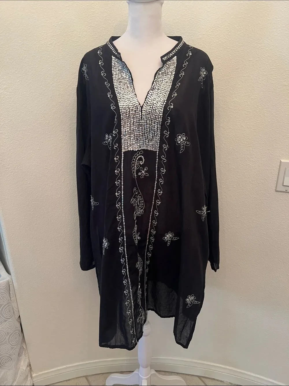 OSFM Sheer Black Long Sleeve Tunic Swim Coverup with Sequins an Side Slits EUC